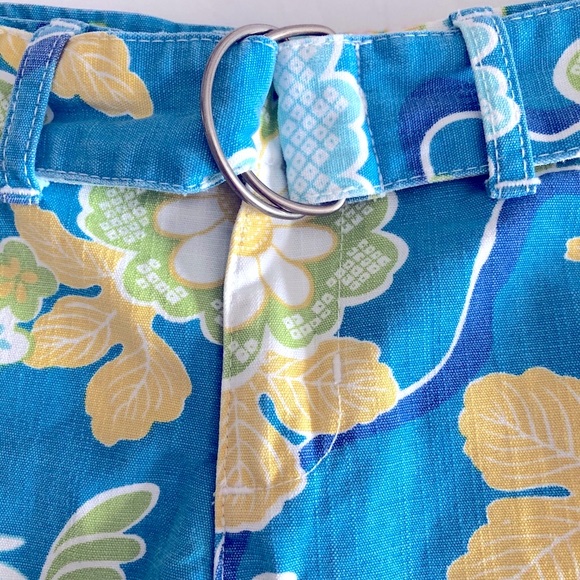 Abercrombie & Fitch size 00 cotton shorts 🌻 - Picture 2 of 11